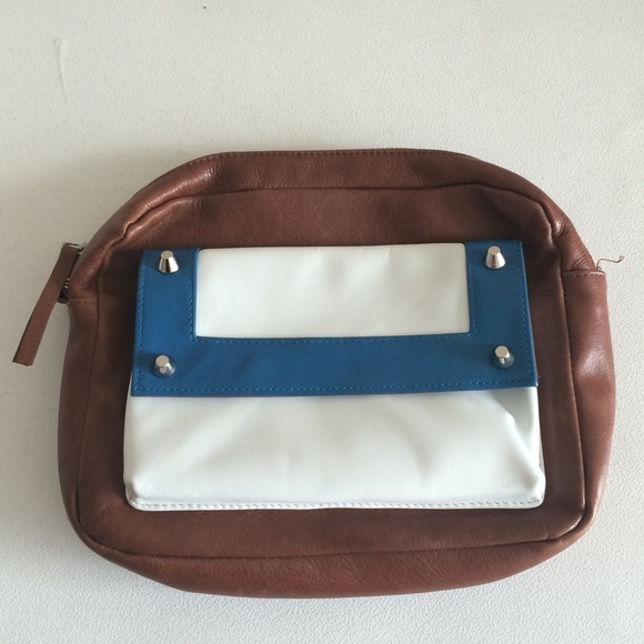 Posse Tan Color Block Bag 🔴CLEARANCE🔴 - Picture 1 of 2